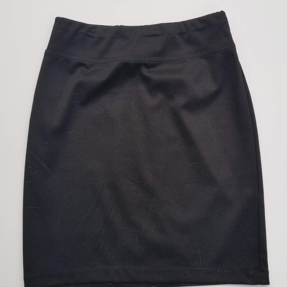 Black pencil skirt - Picture 4 of 5